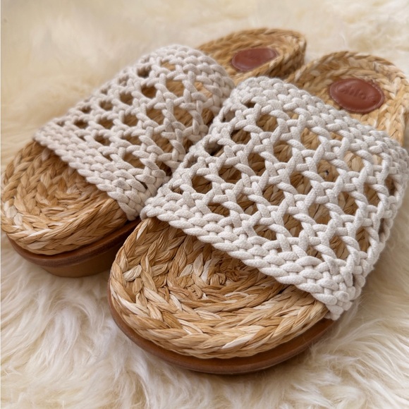 Chloe Shoes - Chloé Woven Slide Sandals in Cream and Tan